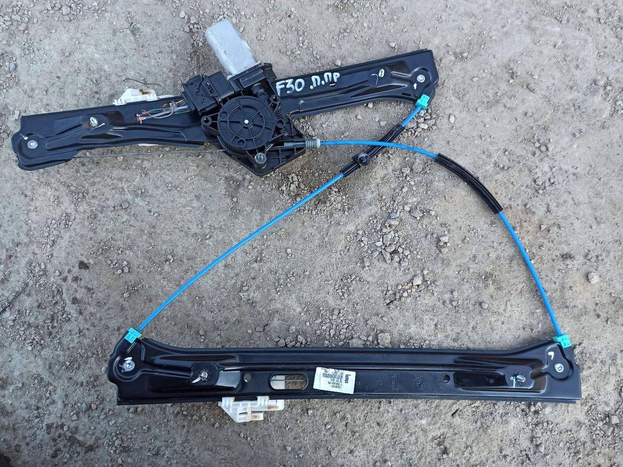 стеклоподъемник передний правый BMW 3 серия F30/F31/F34 F30 2012, 3.5 л., бензин, АКПП, седан, задний привод, 7259824