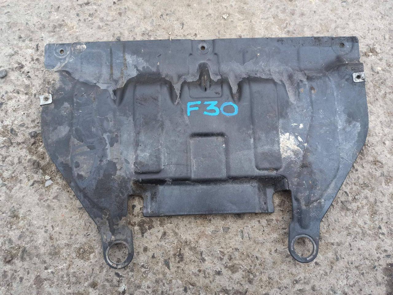 защита двигателя BMW 3 серия F30/F31/F34 F30 2012, 3.5 л., бензин, АКПП, седан, задний привод, 6850067