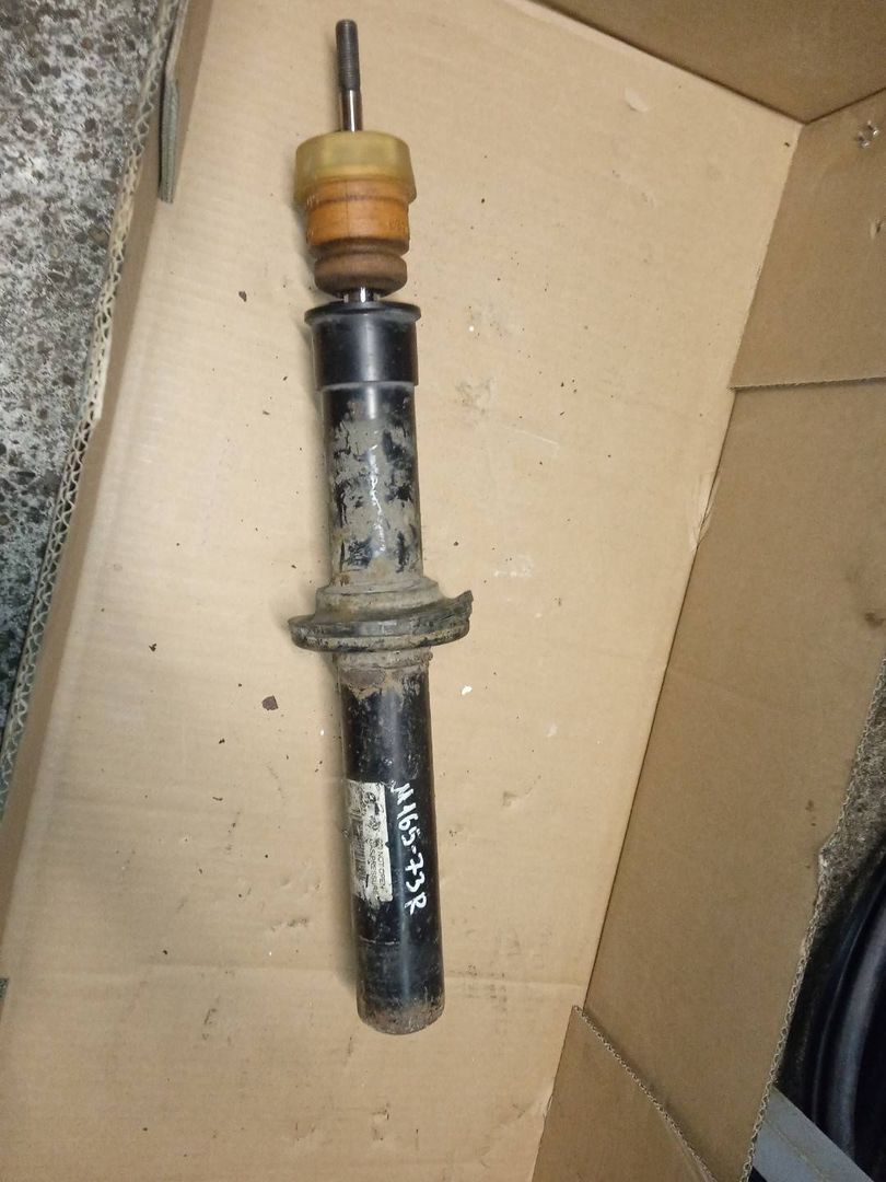амортизатор передний правый BMW X5 E70 2007, 3.0 л., M57 D30 (306D3), дизель, АКПП, внедорожник 5 дв.