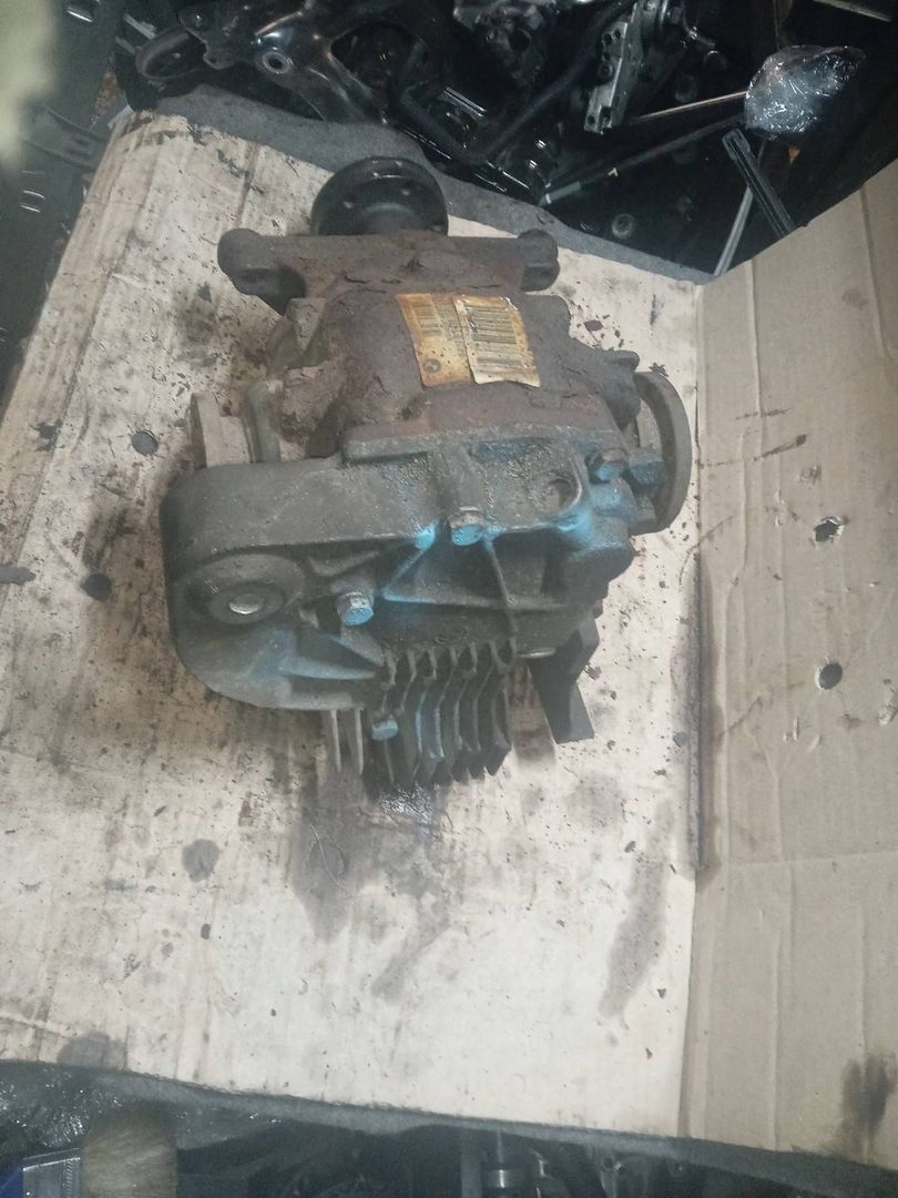 редуктор заднего моста BMW 5 серия E60/E61 2004, 2.5 л., M54 B25 (256S5), бензин, МКПП, синий, универсал