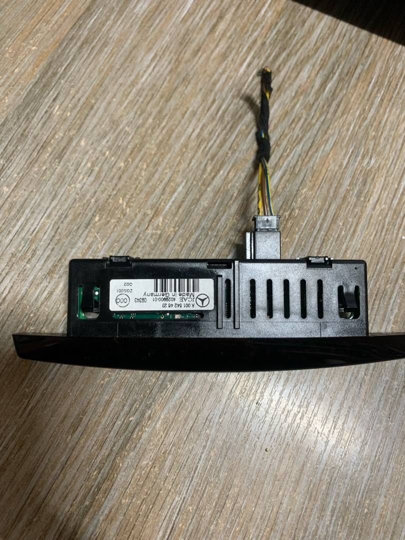 индикатор парковки Mercedes-Benz E-Класс W212/S212/C207/A207 W212 2010, 2.2 л., дизель, АКПП, седан, задний привод, правый руль, A0015424623