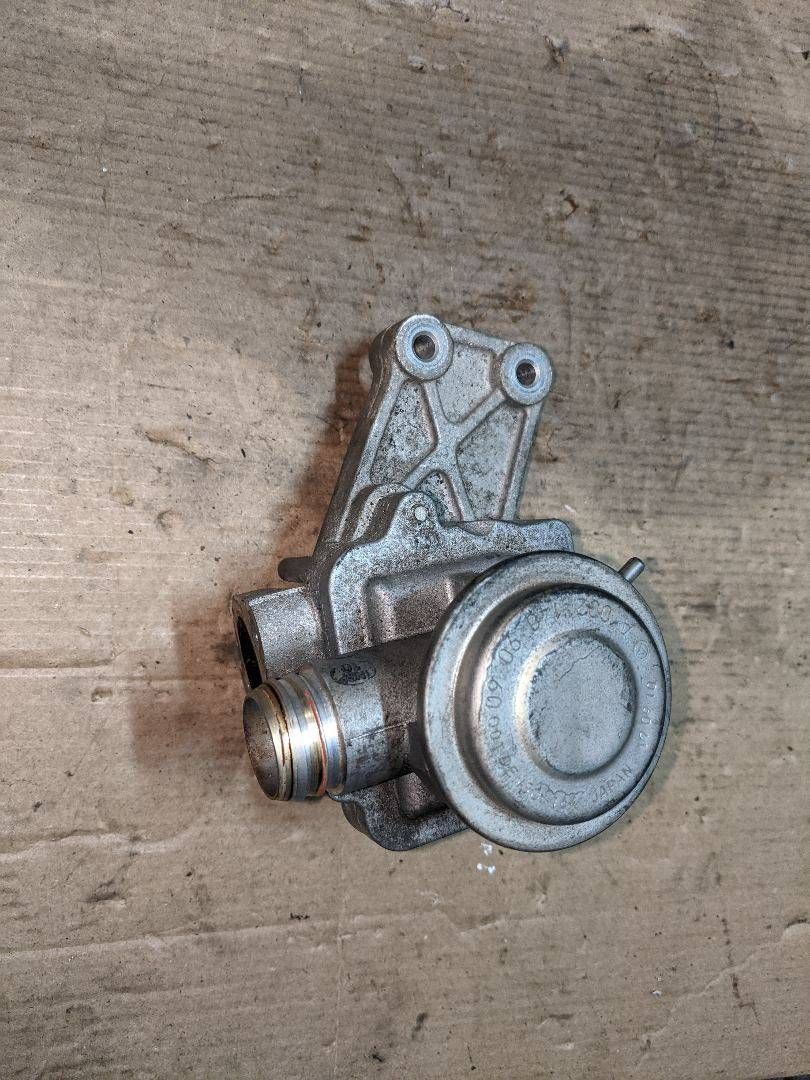 клапан EGR Mercedes-Benz C-Класс W204/S204 2010, 2.0 л., бензин, задний привод, A0021409060