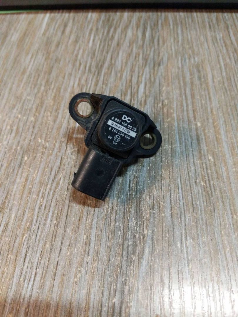 датчик абсолютного давления Mercedes-Benz E-Класс W212/S212/C207/A207 2012, 2.1 л., OM 651.924, дизель, АКПП, темно-серый, седан, 0261230196, A0071540028