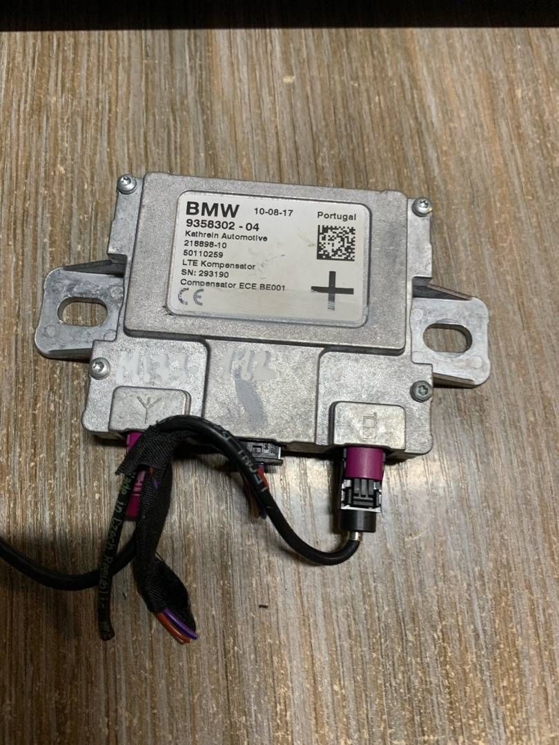 усилитель антенны BMW X6 F16 2017, 3.0 л., N57 D30 B, дизель, АКПП, внедорожник 5 дв., 65839159043, 9159043