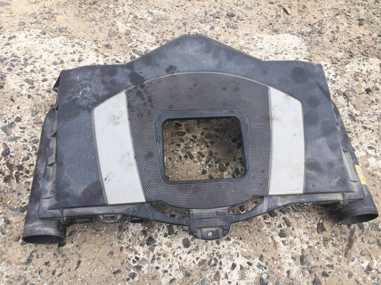 корпус воздушного фильтра Mercedes-Benz C-Класс W204/S204 W204 2009, 3.0 л., M 272.948, бензин, A1120940004, A2730901201