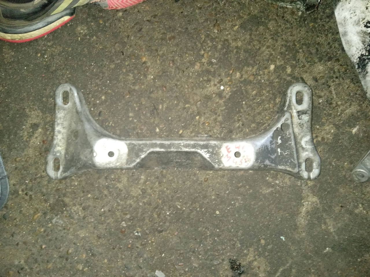 кронштейн КПП BMW 3 серия E46 2003, 1096248