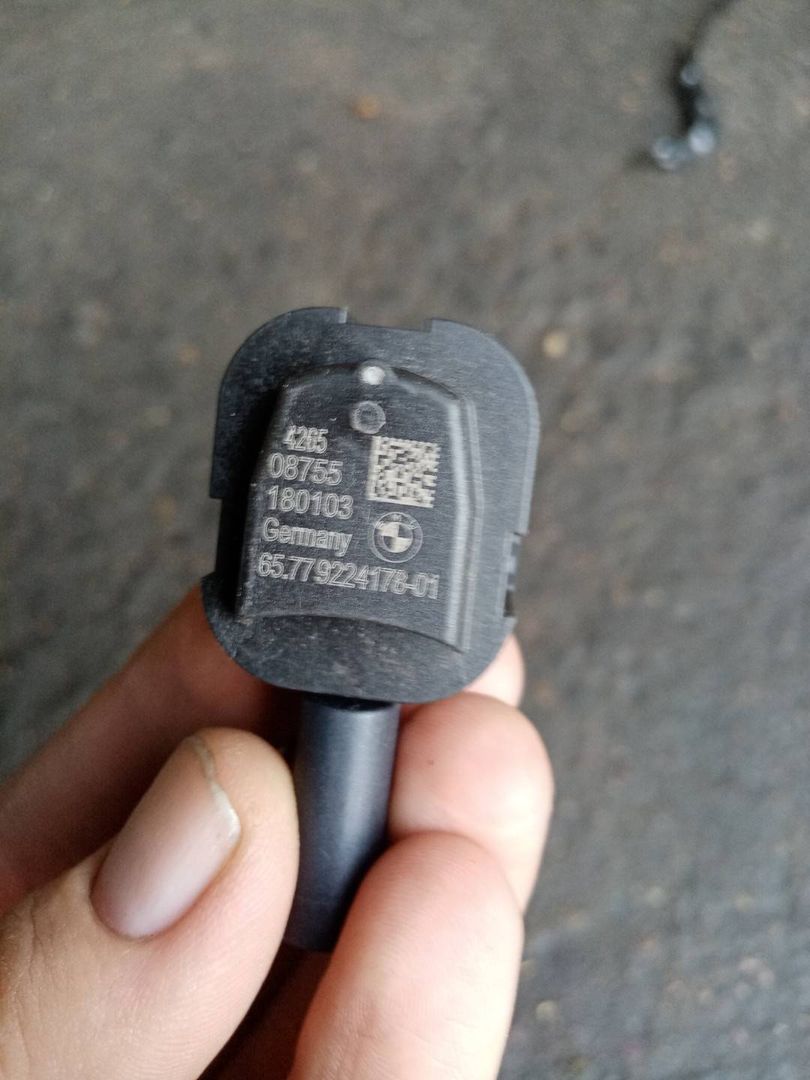 датчик удара BMW 5 серия F07/F10/F11 2012, 3.0 л., дизель, АКПП, универсал, 65779224178, 9224178