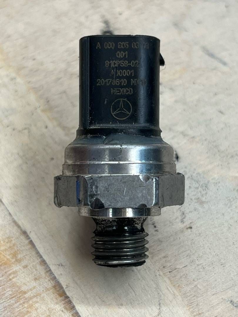 датчик загрязнения воздуха Mercedes-Benz E-Класс W212/S212/C207/A207 2012, 2.1 л., OM 651.924, дизель, АКПП, седан, A6519050200