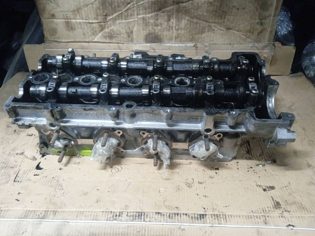 головка блока цилиндров BMW 3 серия E46 2002, 2.0 л., 7785878