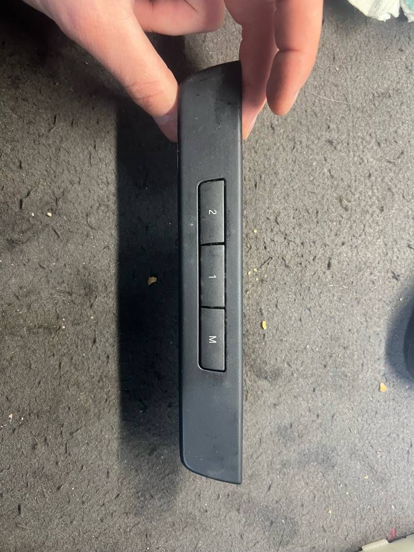 блок управления сиденьем BMW 7 серия F01/F02 2009, 4.4 л., N63 B44 A, бензин, 9163068