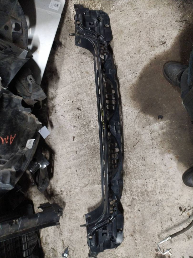 Крепление бампера заднего BMW 7 серия F01/F02 2009, 4.4 л., N63 B44 A, бензин, 7183883