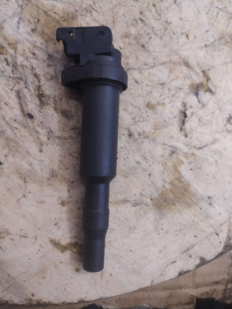 катушка зажигания BMW 5 серия F07/F10/F11 2011, 3.0 л., N52 B30 AF, бензин