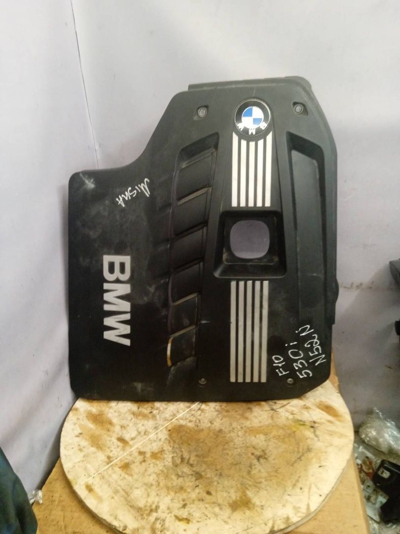 декоративная крышка двигателя BMW 5 серия F07/F10/F11 2012, 3.0 л., N52N B30 A, бензин, 7584636