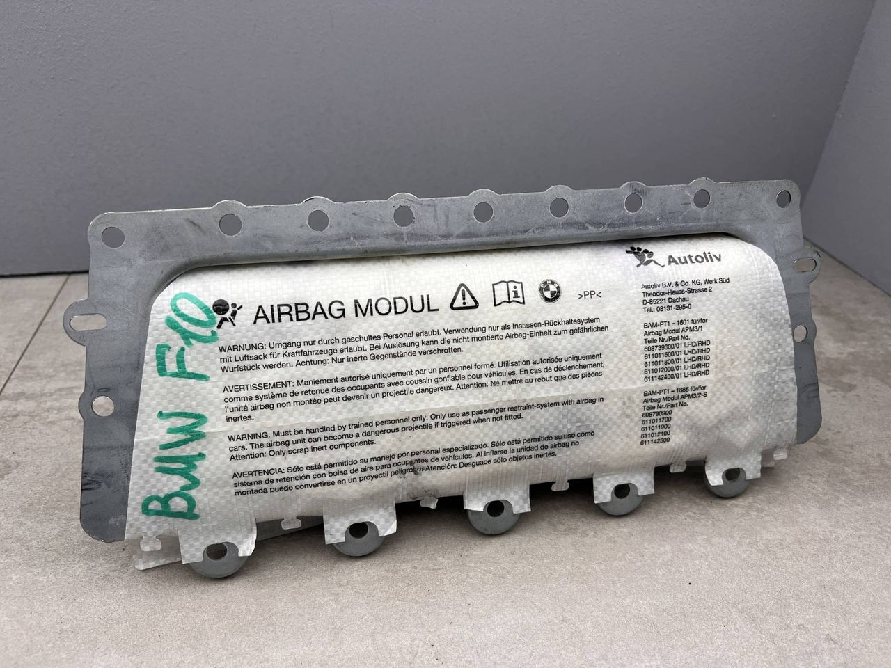 подушка безопасности пассажира BMW 5 серия F07/F10/F11 2011, 39923039901