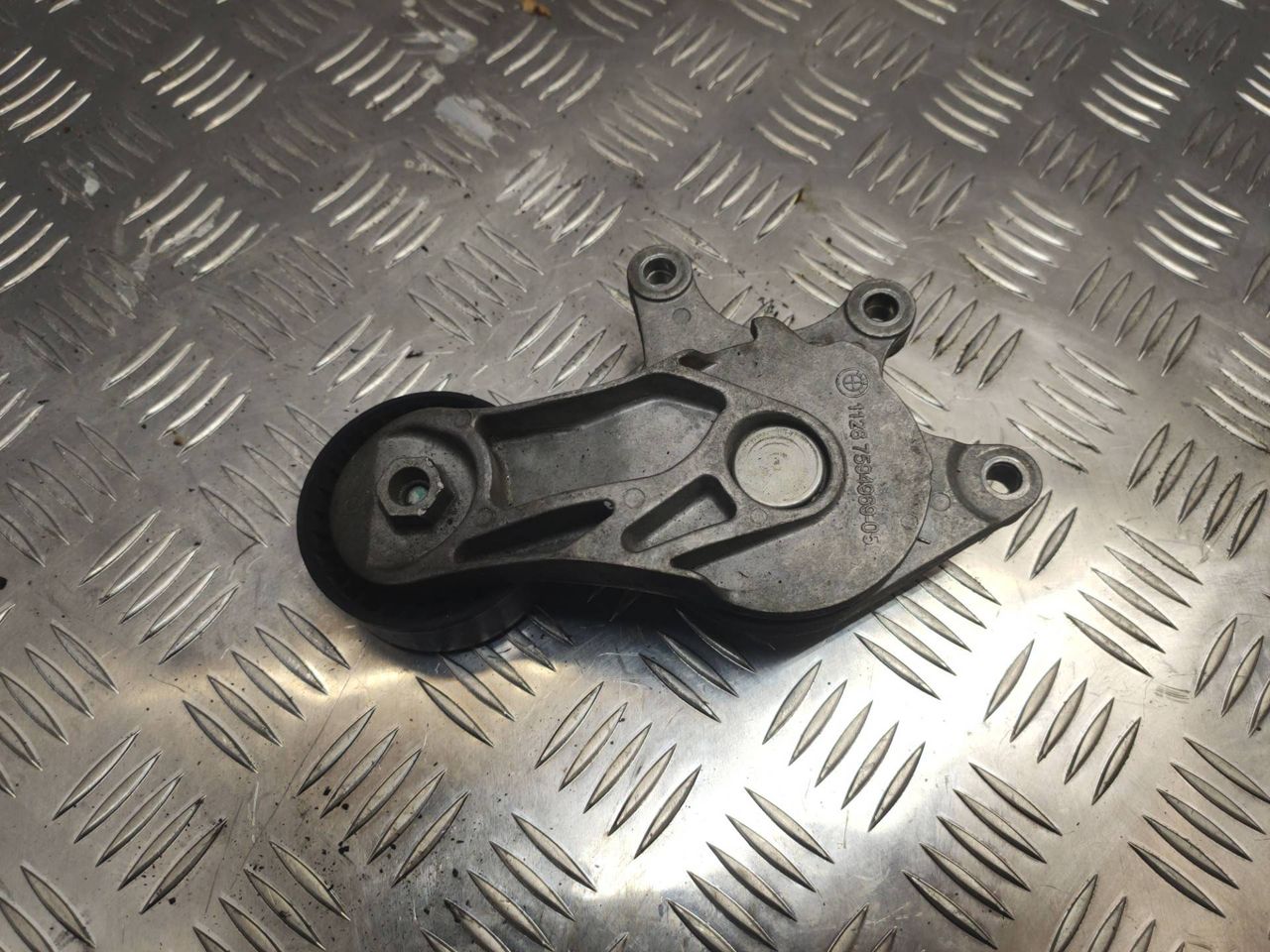 натяжитель BMW 5 серия F07/F10/F11 2012, 2.0 л., N20 B20 B, бензин, 7594969