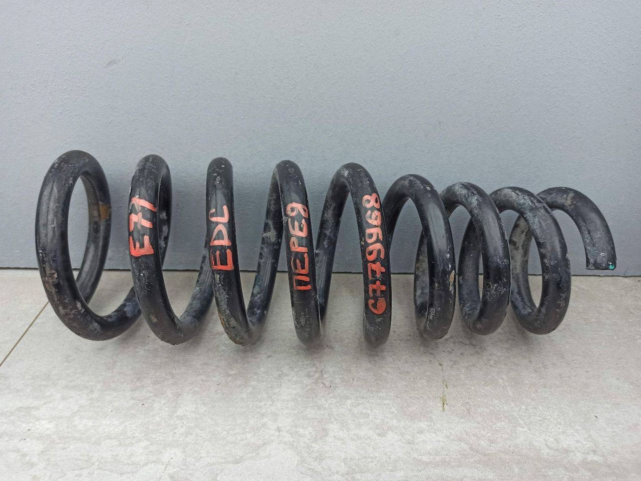 пружина передняя BMW X6 E71/E72 2011, 6779968
