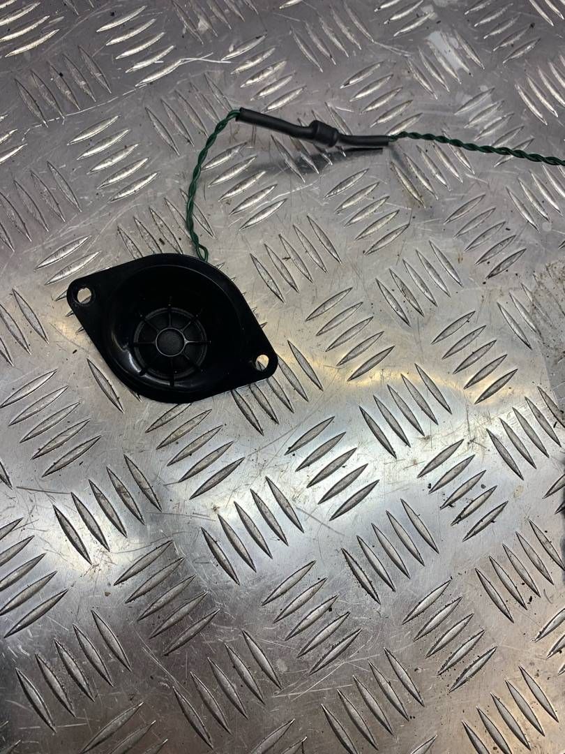 динамик высокочастотный (пищалка) BMW 5 серия F07/F10/F11 2010, 3.5 л., бензин, 9175696, 65139175696