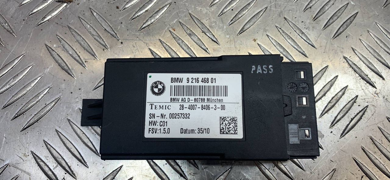 блок управления сиденьем BMW 5 серия F07/F10/F11 2010, 3.5 л., бензин, 9216468