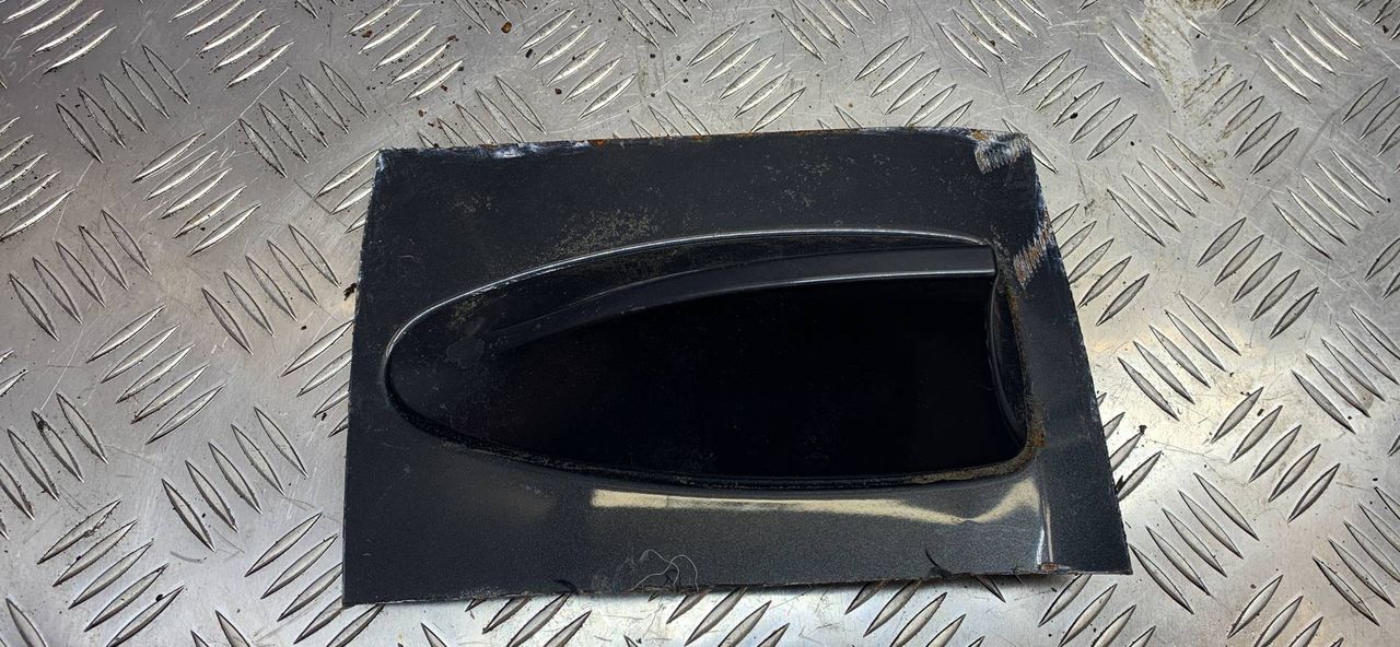 антенна BMW 5 серия F07/F10/F11 F10 2010, 3.5 л., бензин, 13558428
