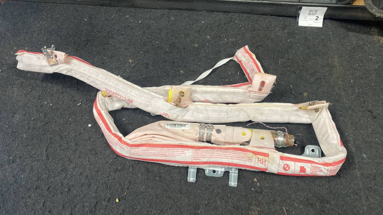 подушка безопасности боковая (шторка) BMW 5 серия F07/F10/F11 F10 2010, 3.5 л., бензин, 85914341807