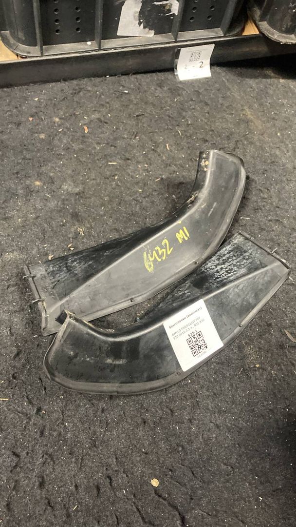 брызговик BMW 5 серия F07/F10/F11 F10 2010, 3.5 л., бензин