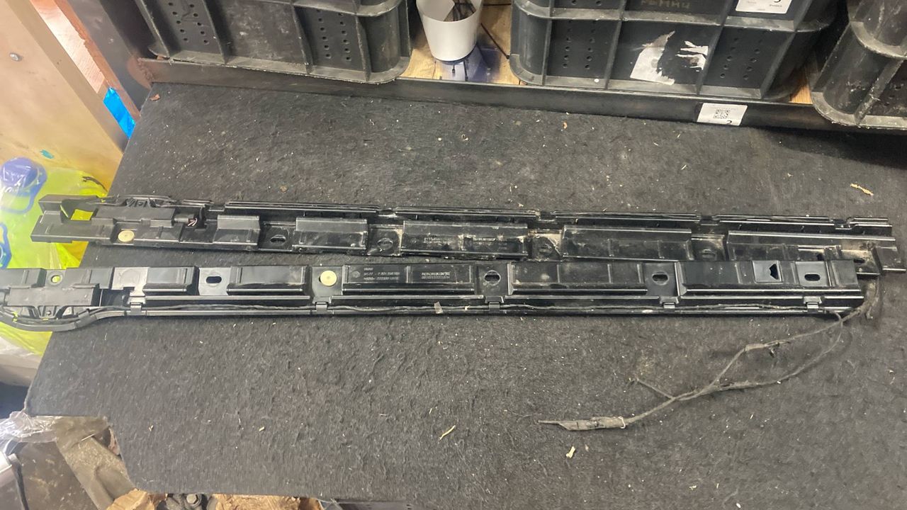 накладка на порог BMW 5 серия F07/F10/F11 2010, 3.5 л., бензин, 22339910