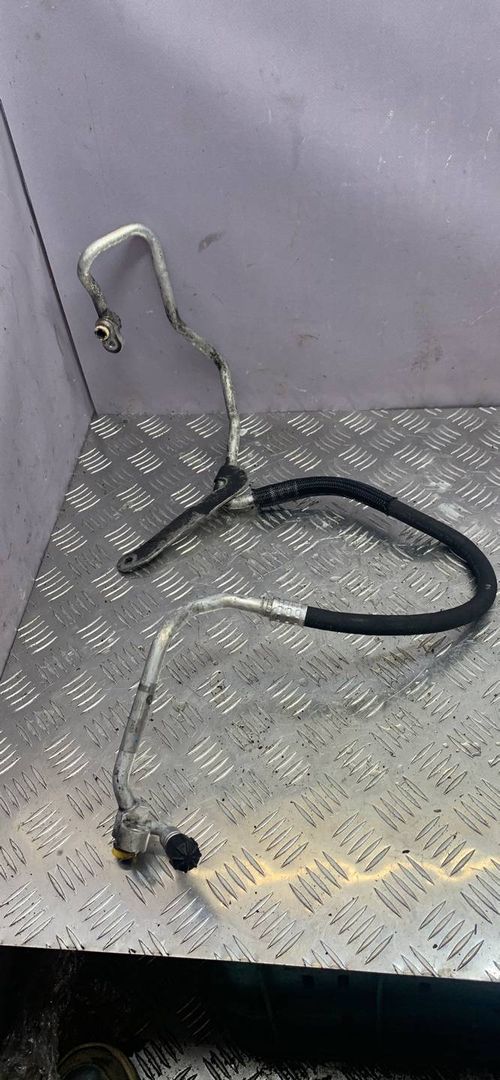 трубка кондиционера BMW 5 серия F07/F10/F11 F10 2010, 3.5 л., бензин, 9209718