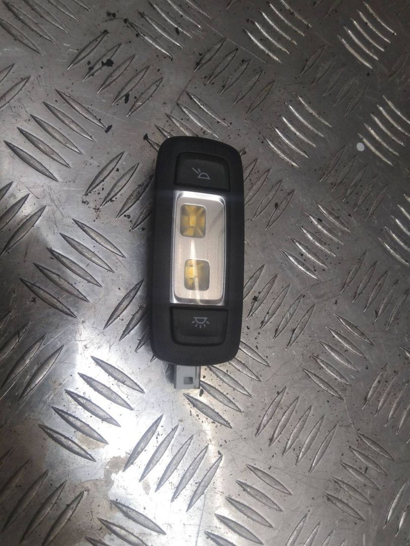 фонарь салона (плафон) BMW X3 G01 2018, 43939089109