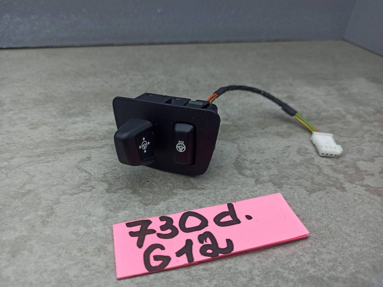 кнопка (выключатель) BMW 7 серия G11/G12 2017, 3.0 л., дизель, 9365878