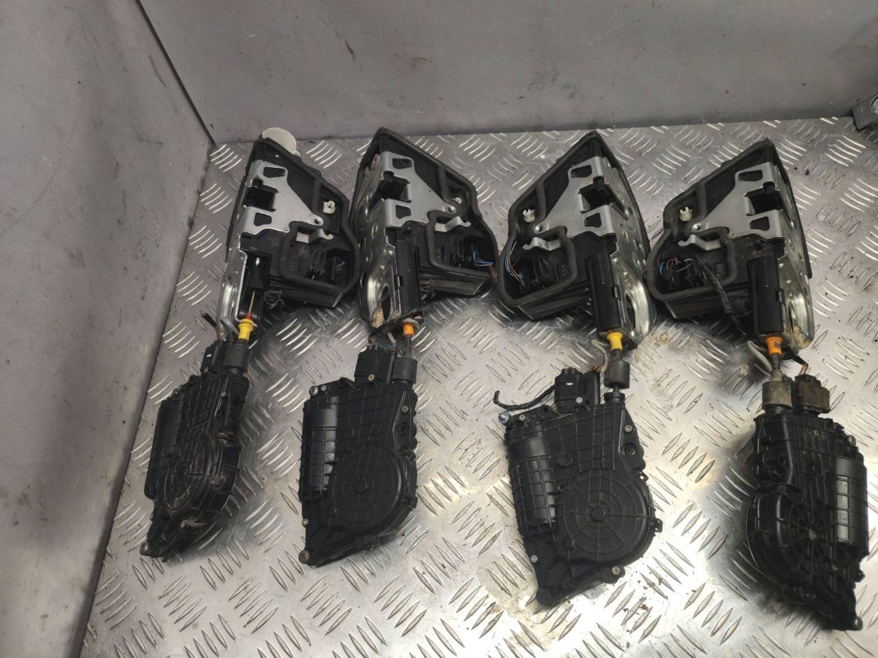 замок двери BMW X5 E70 2010, 7315019, 7167587, 7167582, 7167588