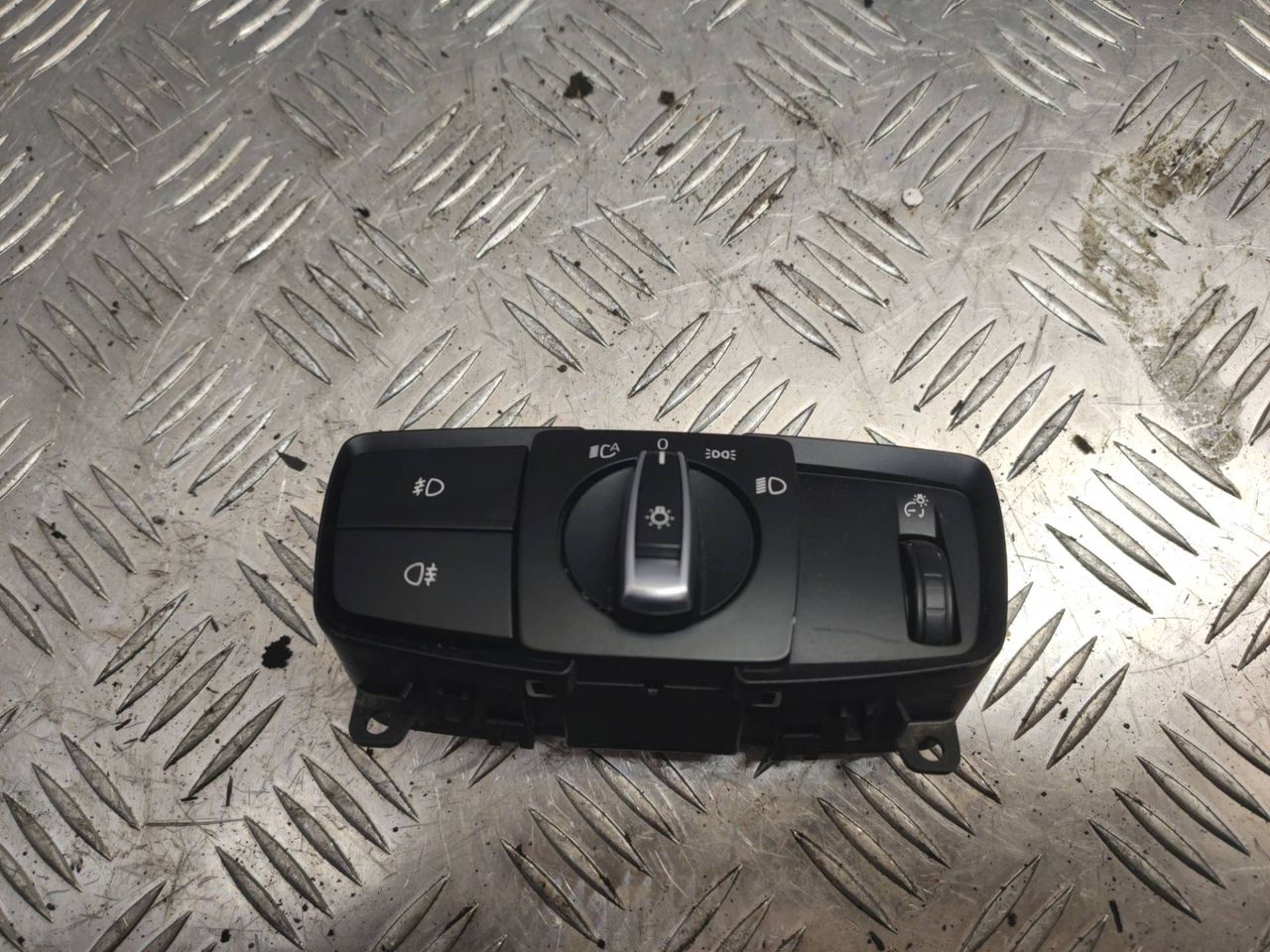 переключатель света BMW X5 F15 2016, 4.0 л., дизель, 9390202