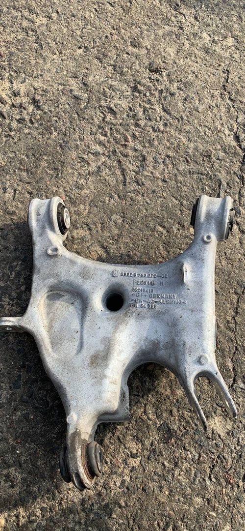 рычаг подвески BMW 5 серия F07/F10/F11 2010, 3.5 л., бензин, 33326780072