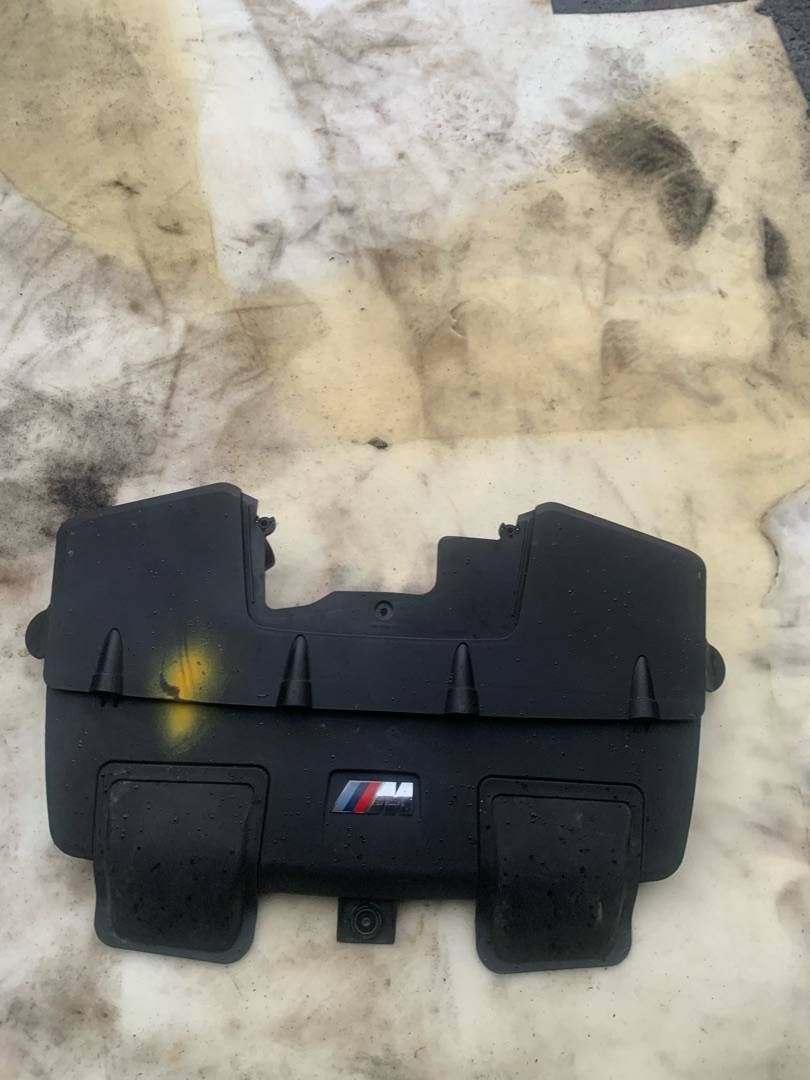 корпус воздушного фильтра BMW X5 M E70 2010, 4.4 л., S63 B44 A, бензин, правый руль, 70359668