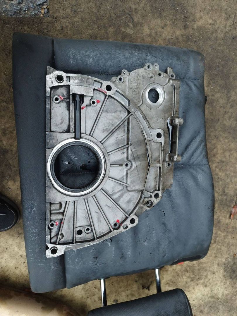 крышка двигателя передняя BMW X1 E84 2010, 2.0 л., N47 D20 C, дизель, 7797488