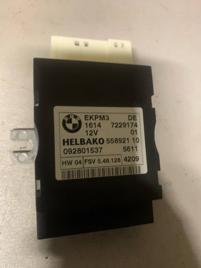 реле бензонасоса BMW X5 M E70 2010, 4.4 л., S63 B44 A, бензин, правый руль, 7229174, 16147229174