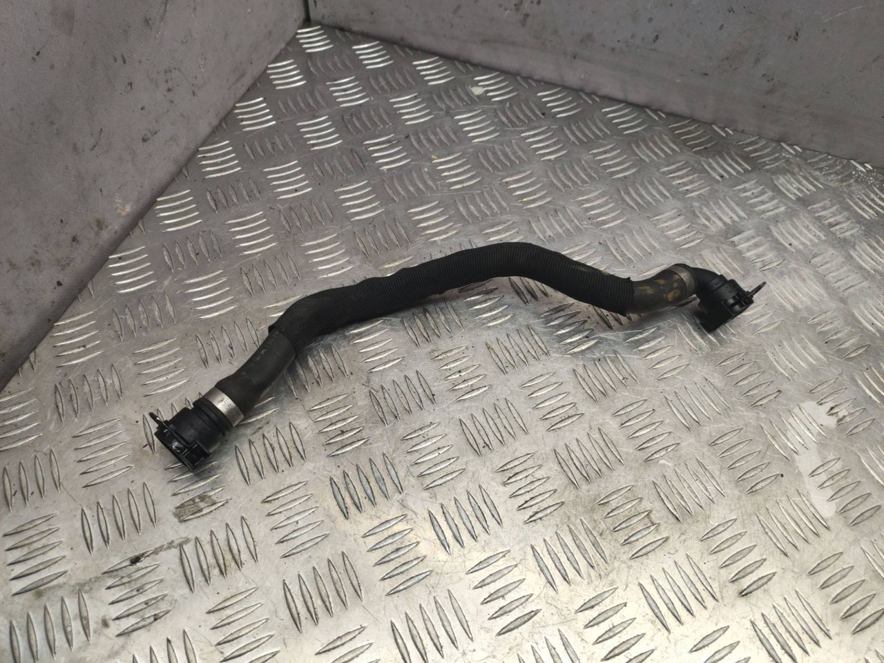 патрубок радиатора BMW X5 M E70 2010, 4.4 л., S63 B44 A, бензин, правый руль, 7576370