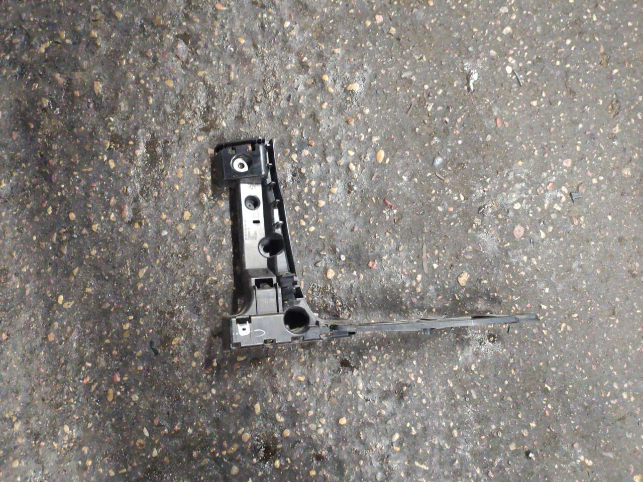 Крепление бампера заднего BMW X5 E70 2007, 4.8 л., N62 B48 A, бензин, 7158441, 7185985