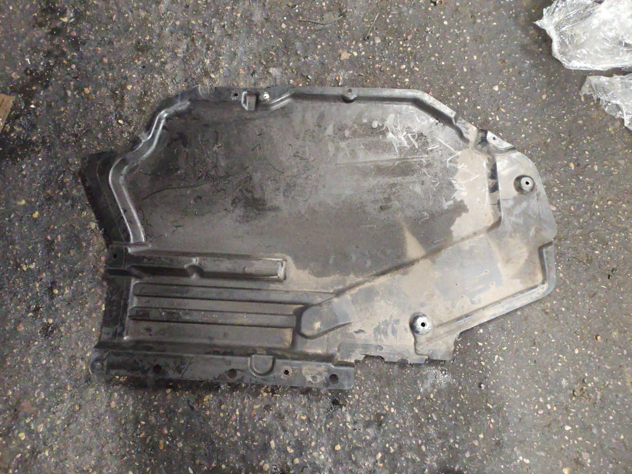 защита днища BMW X5 E70 2007, 4.8 л., N62 B48 A, бензин, 7158405