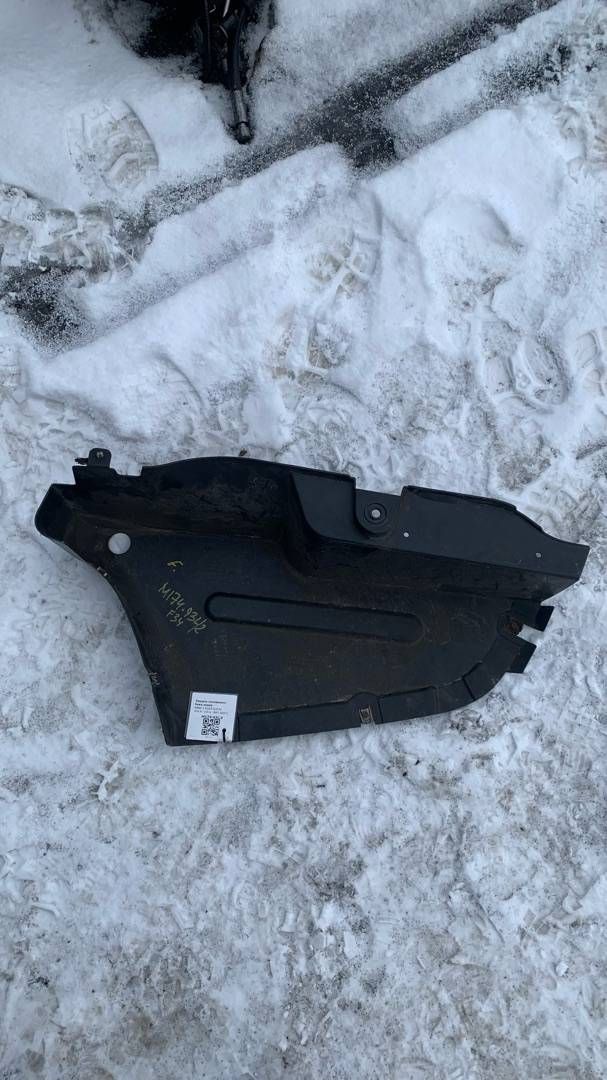 защита топливного бака BMW 3 серия F30/F31/F34 2013, 2.0 л., N47 D20 C, дизель, АКПП, хетчбэк 5 дв., правый руль, 8057329