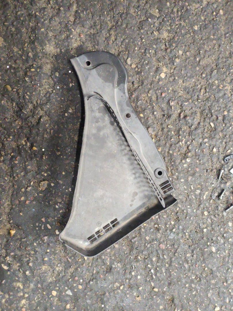 дождевик BMW 5 серия F07/F10/F11 F10 2010, 3.5 л., бензин, 7216977