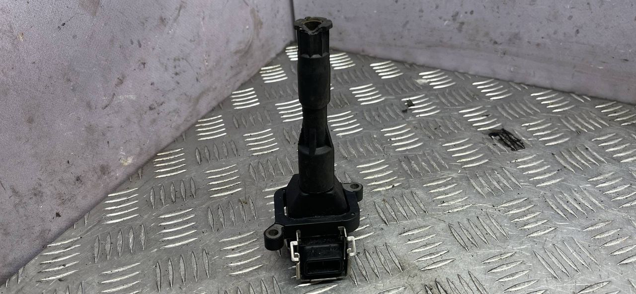 катушка зажигания BMW 5 серия E39 2000, 2.8 л., M52 B28 TU, бензин, 1703227