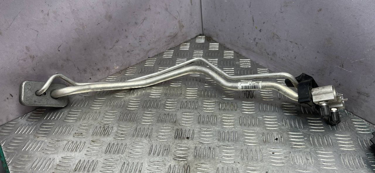 трубка кондиционера BMW X5 F15 2016, 4.0 л., дизель, 9271894