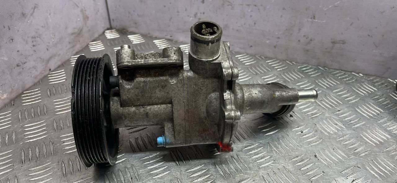 помпа Mini Cooper 1 поколение 2004, 04693092AAB