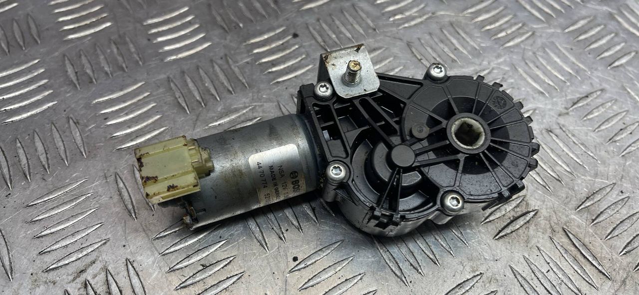 моторчик регулировки сиденья BMW 7 серия F01/F02 2010, 9168746