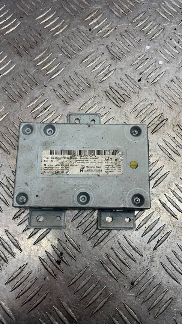 панель управления магнитолой Mercedes-Benz E-Класс W212/S212/C207/A207 2010, A2049000300