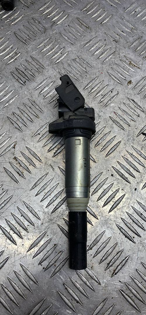 катушка зажигания BMW 5 серия F07/F10/F11 2010, 3.0 л., N52 B30 AE, бензин, 8616153