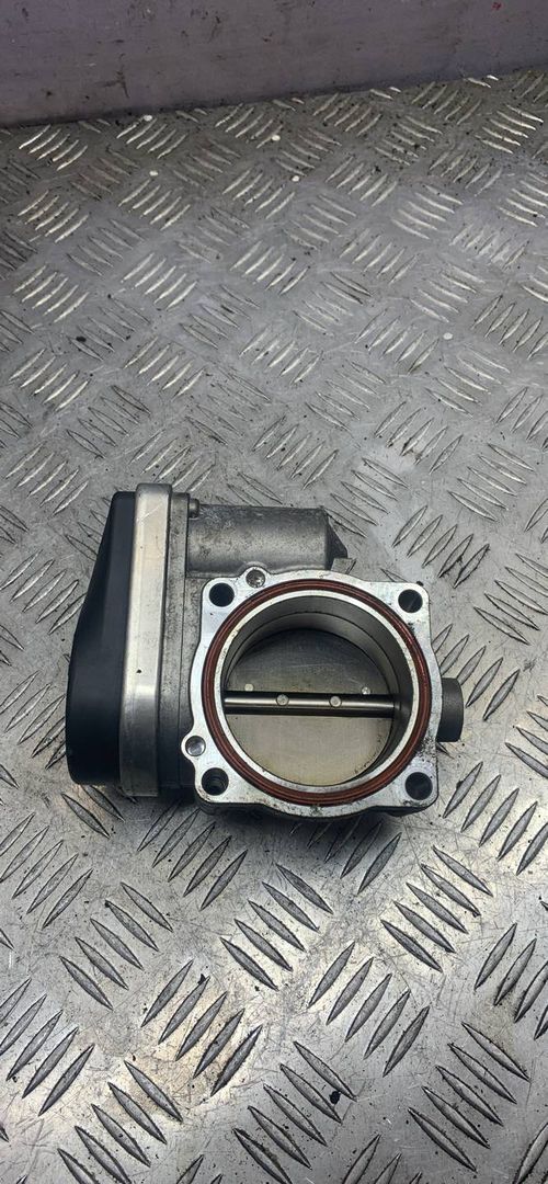 заслонка дроссельная BMW 3 серия E90/E91/E92/E93 2005, 2.0 л., N46B20BA, бензин, 1439580