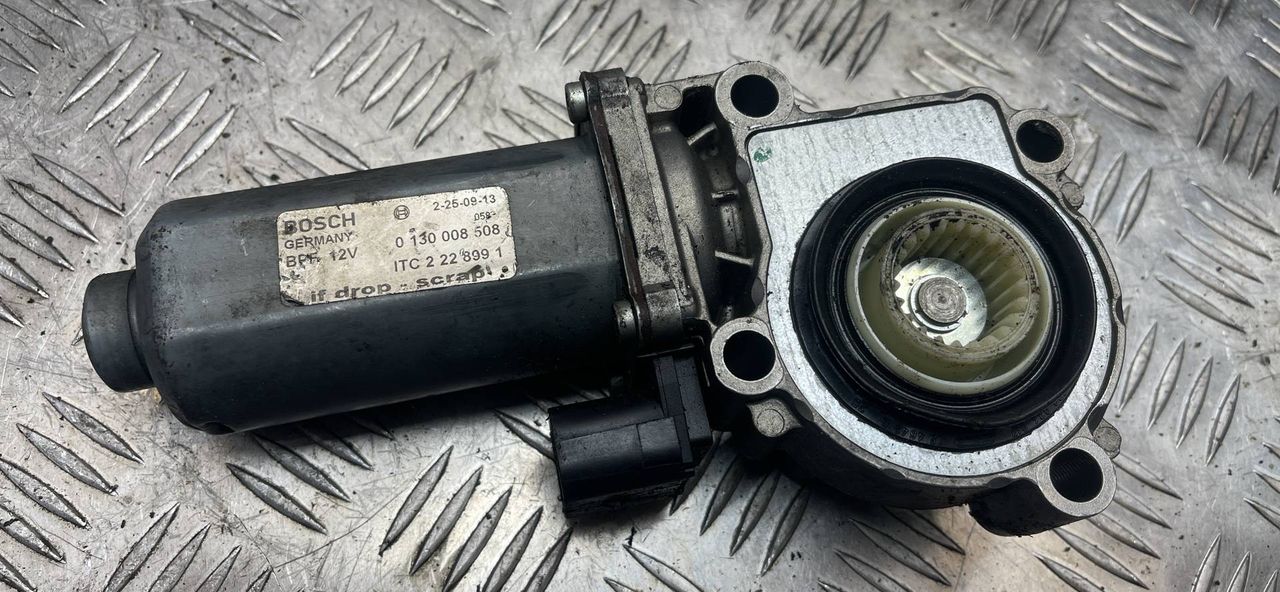 электромотор раздаточной коробки Land Rover Discovery 3 поколение 2009, 0130008508, ITC2228991