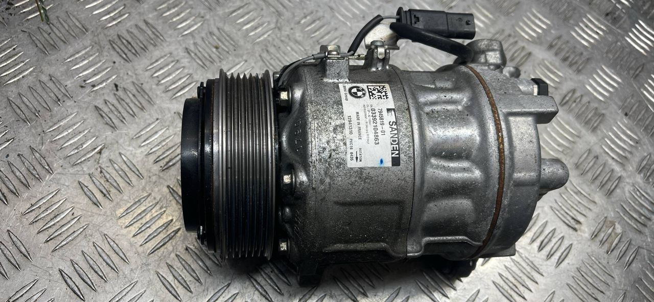 компрессор кондиционера BMW 5 серия G30/G31 G31 2018, 2.0 л., B48 B20 A, бензин, задний привод, правый руль, 7945819