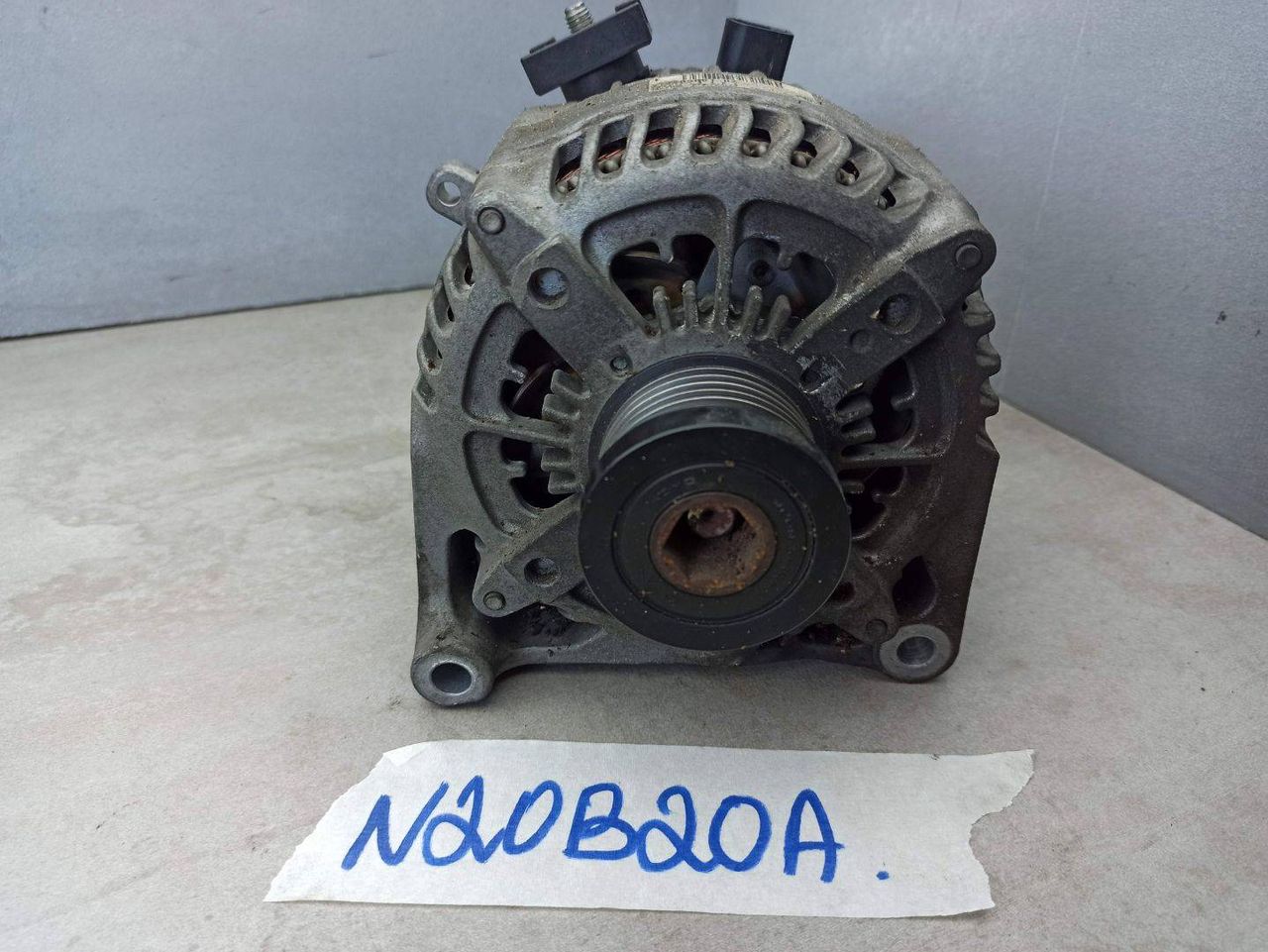 генератор BMW 5 серия F07/F10/F11 [рестайлинг] 2013, 2.8 л., бензин, 7605061